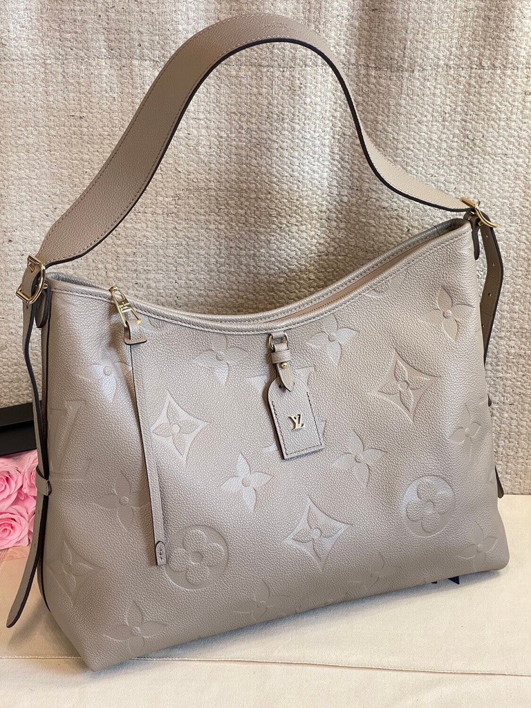 Lv carry all outlet